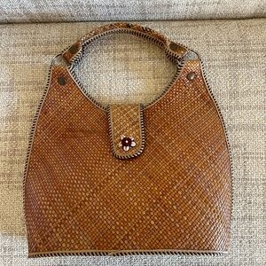 Make a statement! Large & fun casual brown straw bag tote.